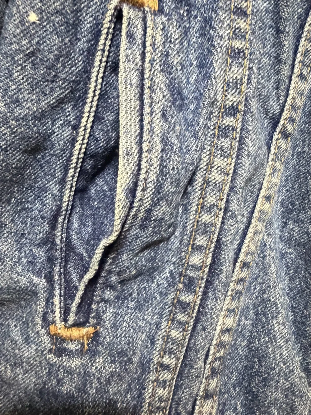 Vintage Levi’s Denim Trucker Jacket Blanket Lined Tan Collar USA Medium 75590239